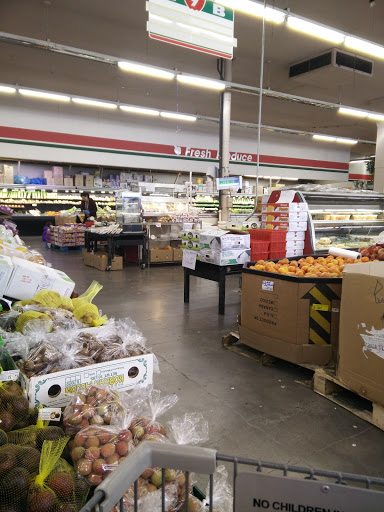 Asian Grocery Store «Pacific Supermarkets», reviews and photos, 6750 NE Broadway St, Portland, OR 97213, USA