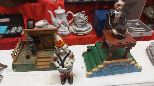 Tattoo Shop «Kreepy Tiki Tattoo», reviews and photos, 2606 S Federal Hwy, Fort Lauderdale, FL 33316, USA