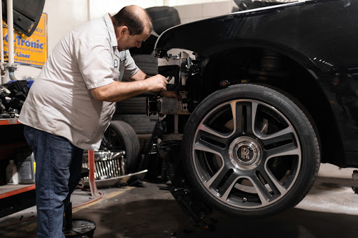 Auto Body Shop «Braman Collision Center», reviews and photos, 151 NE 20th Terrace, Miami, FL 33137, USA