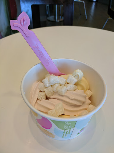 Frozen Yogurt Shop «Yogurtland», reviews and photos, 10500 Ulmerton Rd, Largo, FL 33771, USA
