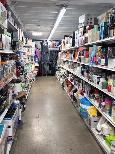 Department Store «Santa Fe Seconds», reviews and photos, 8615 Long Beach Blvd, South Gate, CA 90280, USA