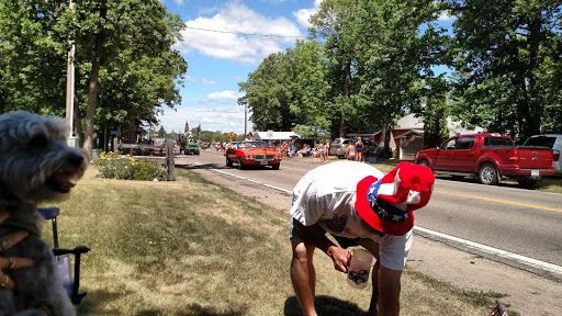 Restaurant «Beach Bums Bar & Eatery», reviews and photos, 35776 Co Hwy 72, Battle Lake, MN 56515, USA