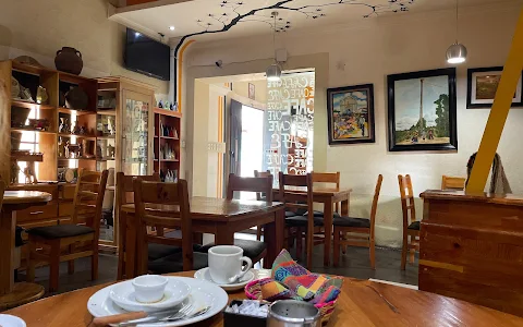 Momostipan Cafe image