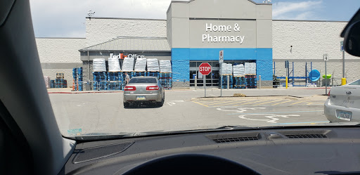 Department Store «Walmart Supercenter», reviews and photos, 2801 Commerce Dr, Coralville, IA 52241, USA