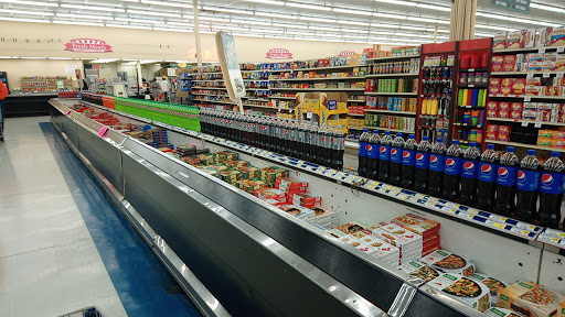 Supermarket «Warehouse Market», reviews and photos, 1507 W 51st St, Tulsa, OK 74107, USA