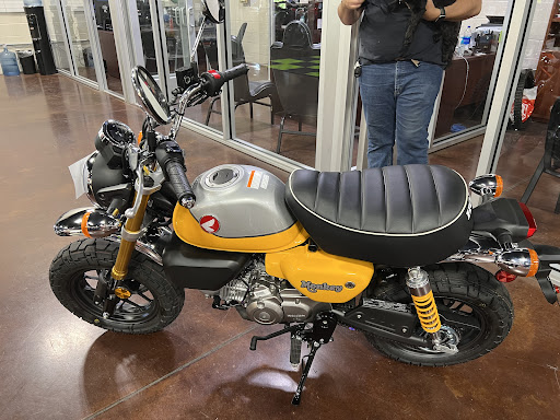 Motorcycle Dealer «Moto City», reviews and photos, 310 N Dysart Rd, Avondale, AZ 85323, USA