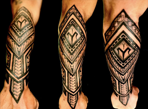 Explore dainty spine tattoo ideas, creative tattoo ideas in Honolulu, available at Aloha Tattoo Waikiki Hilton Hawaiian Village Rainbow Bazaar
