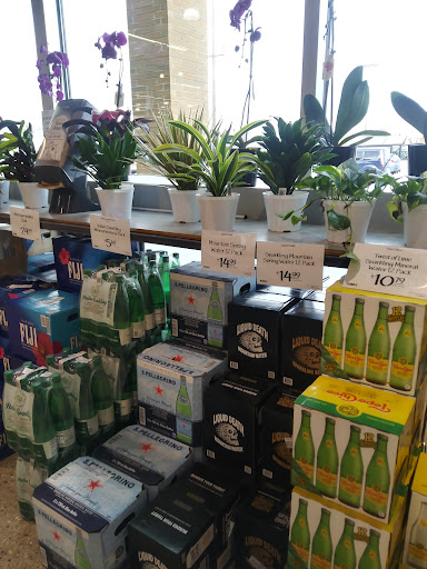 Grocery Store «Whole Foods Market», reviews and photos, 199 US-41, Schererville, IN 46375, USA