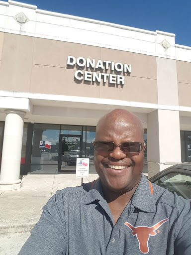 Non-Profit Organization «Goodwill Houston Select Stores», reviews and photos, 1102 W Dallas St, Conroe, TX 77301, USA