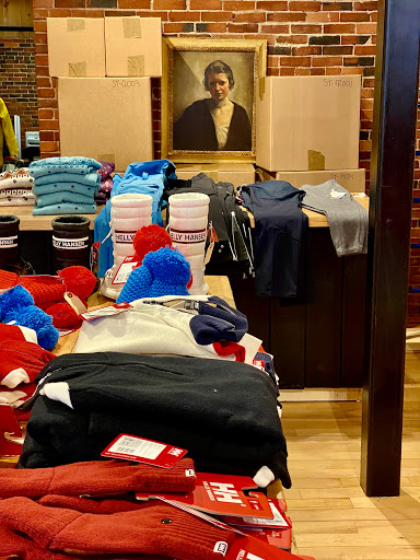 Clothing Store «Portland Dry Goods», reviews and photos, 235 Commercial St, Portland, ME 04101, USA