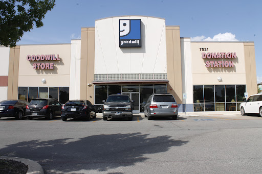 Goodwill Store and Donation Station, 7521 E Loop 1604 S Access Rd, Universal City, TX 78148, Clothing Store