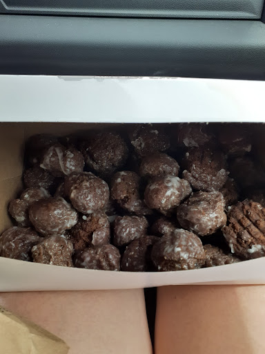 Donut Shop «Supreme Coffee & Donuts», reviews and photos, 741 Crescent St, Brockton, MA 02302, USA