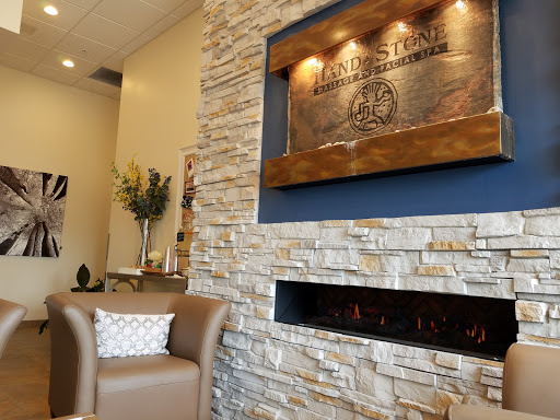 Massage Therapist «Hand & Stone Massage and Facial Spa», reviews and photos, 11647 Fountains Dr, Maple Grove, MN 55369, USA