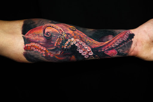 Tattoo Shop «Orange County Tattoo Shop | Illuminati Tattoo», reviews and photos, 165 N Raymond Ave, Fullerton, CA 92831, USA