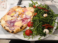 Plats et boissons du Pizzeria Happy Italy à Thyez - n°3