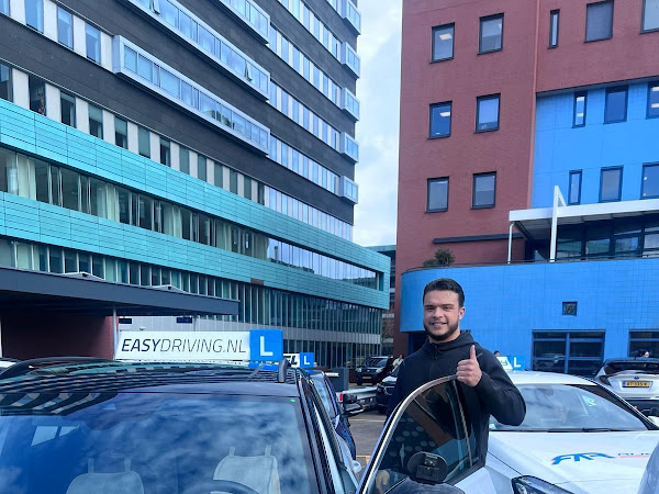 Review image by Julian Ziogas