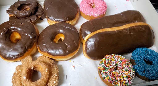 Donut Shop «Donut King», reviews and photos, 2808 Zinfandel Dr, Rancho Cordova, CA 95670, USA