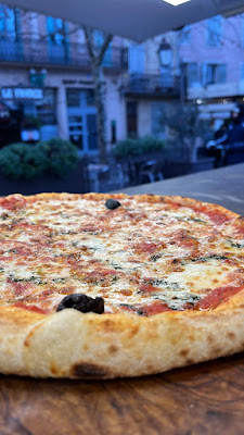 Pizza Berard en camion à Cheval-Blanc
