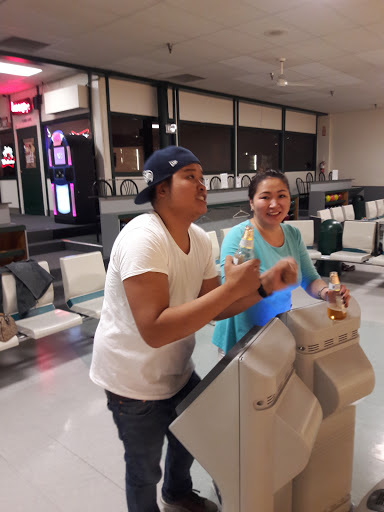 Bowling Alley «Pacific Lanes Bowling Center», reviews and photos, 7015 S D St, Tacoma, WA 98408, USA