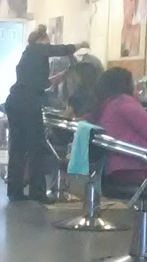 Beauty Salon «Dominican Beauty Salon II», reviews and photos, 1828 S 20th St, Philadelphia, PA 19145, USA