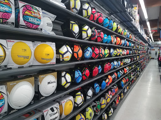 Sporting Goods Store «Big 5 Sporting Goods», reviews and photos, 2801 W Nob Hill Blvd, Yakima, WA 98902, USA