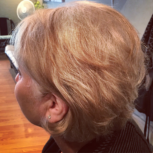 Beauty Salon «Serendipity beauty salon», reviews and photos, 553 NW U.S. 101, Lincoln City, OR 97367, USA