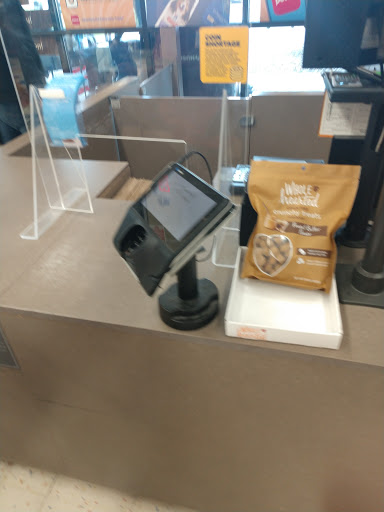 Pet Supply Store «Petco Animal Supplies», reviews and photos, 9 W Avon Rd, Avon, CT 06001, USA