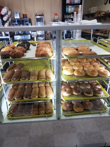 Donut Shop «Sierra Donuts», reviews and photos, 430 Anaheim Hills Rd C, Anaheim, CA 92807, USA