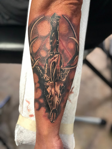 Explore filipino flag tattoo ideas, creative tattoo ideas in Wappingers Falls, available at Leo Tats Tattoo