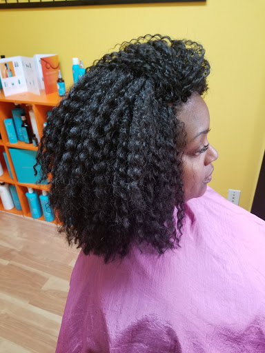 Hair Care «CDMH Extensions & Locs Studio», reviews and photos, 5724 Forest Bend Dr, Arlington, TX 76017, USA