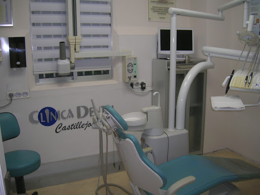 Información y opiniones sobre Clínica Dental Castillejos de Granada