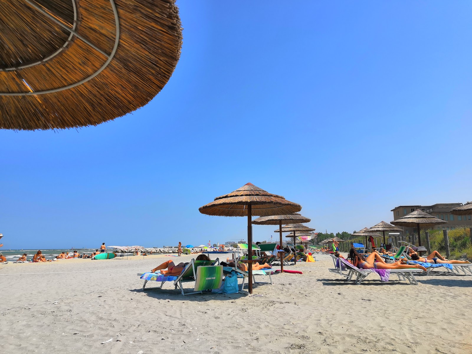 Spiaggia di Ponente 🏖️ Zadina, Forli-Cesena, Italy - detailed features,  map, photos, image size:1600x1200