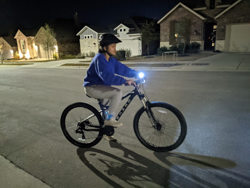 Bicycle Store «Sun & Ski», reviews and photos, 2438 W Anderson Ln, Austin, TX 78757, USA