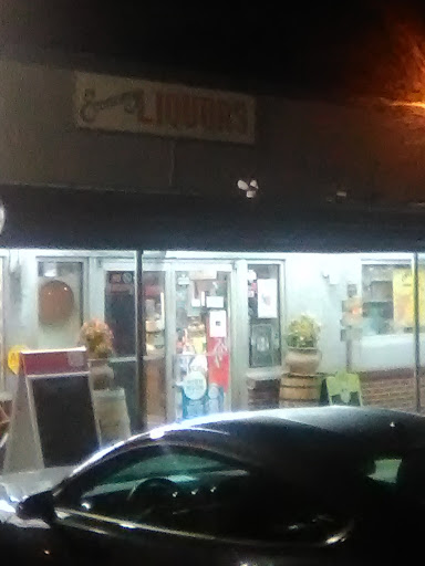 Liquor Store «Economy Liquor Store», reviews and photos, 907 Madison St, Shelbyville, TN 37160, USA