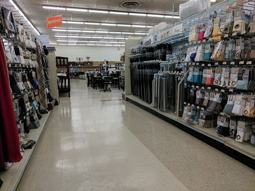 Discount Store «Big Lots», reviews and photos, 14155 Eureka Rd, Southgate, MI 48195, USA