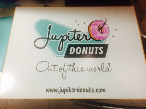 Donut Shop «Jupiter Donut Factory», reviews and photos, 141 Center St, Jupiter, FL 33458, USA