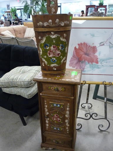 Thrift Store «Sheriffs Ranches Enterprises, Inc. Thrift Store», reviews and photos, 27900 US-27 #112, Leesburg, FL 34748, USA