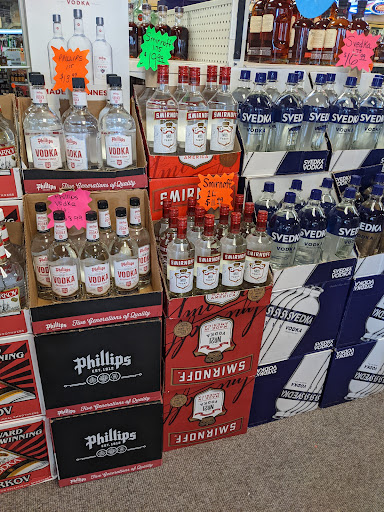 Liquor Store «Village Liquor», reviews and photos, 16731 E Hwy 13, Prior Lake, MN 55372, USA