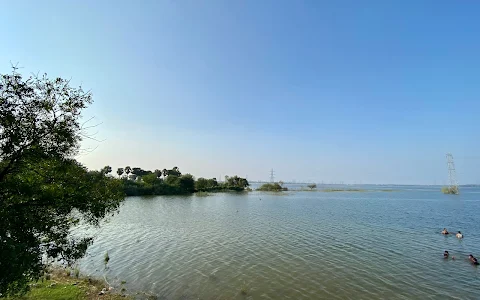 Kondangi Lake view Point image