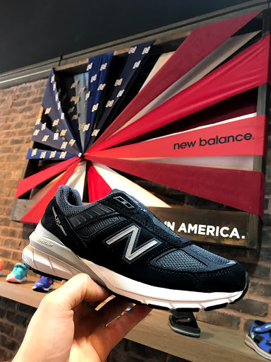 Shoe Store «New Balance», reviews and photos, 380 W Main St, Avon, CT 06001, USA