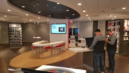 Cell Phone Store «Verizon», reviews and photos, 2135 E Lohman Ave, Las Cruces, NM 88001, USA