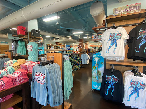 Clothing Store «Ron Jon Surf Shop», reviews and photos, 377 Mandalay Ave, Clearwater Beach, FL 33767, USA