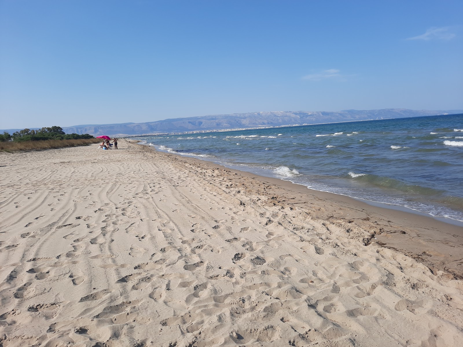Spiaggia degli Sciali'in fotoğrafı kısmen tatil bölgesi