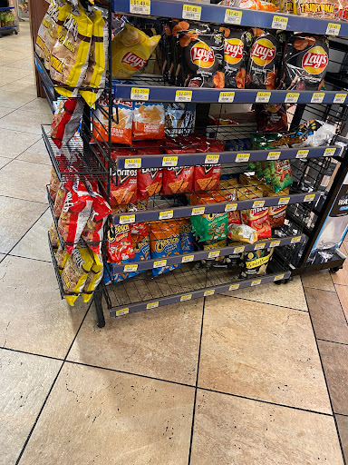 Convenience Store «Royal Farms», reviews and photos, 25220 Lankford Hwy, Onley, VA 23418, USA