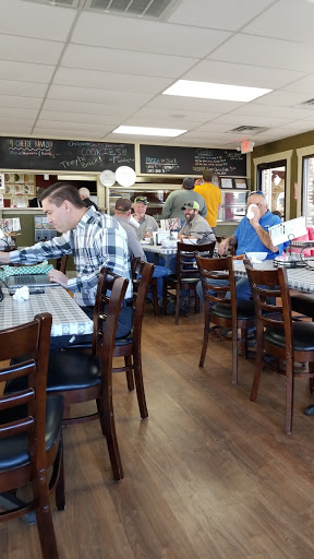 Pizza Restaurant «Broken Stone Pizza Co», reviews and photos, 809 Sidney Baker St, Kerrville, TX 78028, USA
