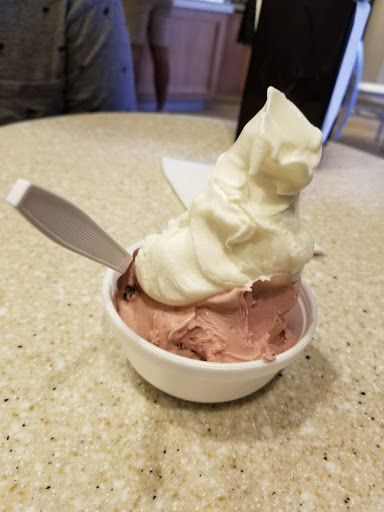 Ice Cream Shop «Stricklands Ice Cream», reviews and photos, 4523 Campus Dr, Irvine, CA 92612, USA