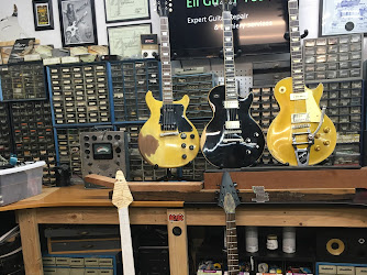 Eli Guitar Tech