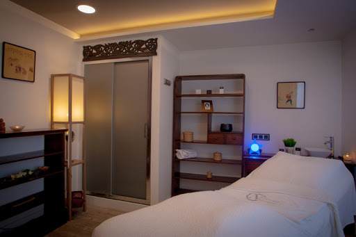 Centro de Estética Carmen Navarro M. Esquinza