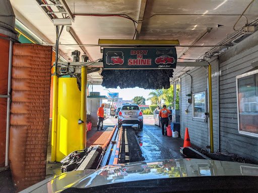 Car Wash «Redwood City Car Wash», reviews and photos, 215 El Camino Real, Redwood City, CA 94062, USA