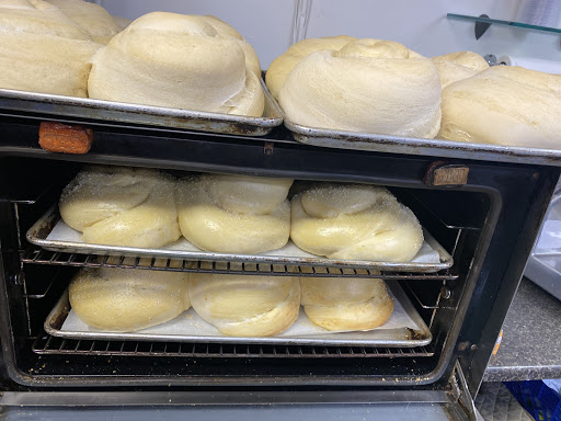 Kosher Grocery Store «Emanu-el Delicatessen», reviews and photos, 52 W Railroad Ave, Tenafly, NJ 07670, USA